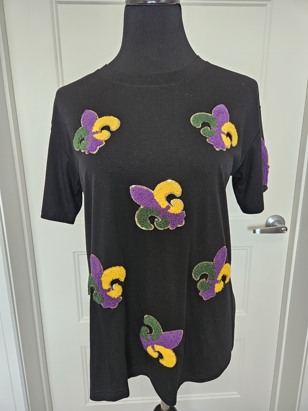 Black Women's Short-Sleeve Top with Purple, Green & Yellow Fluer De LisAppliqués